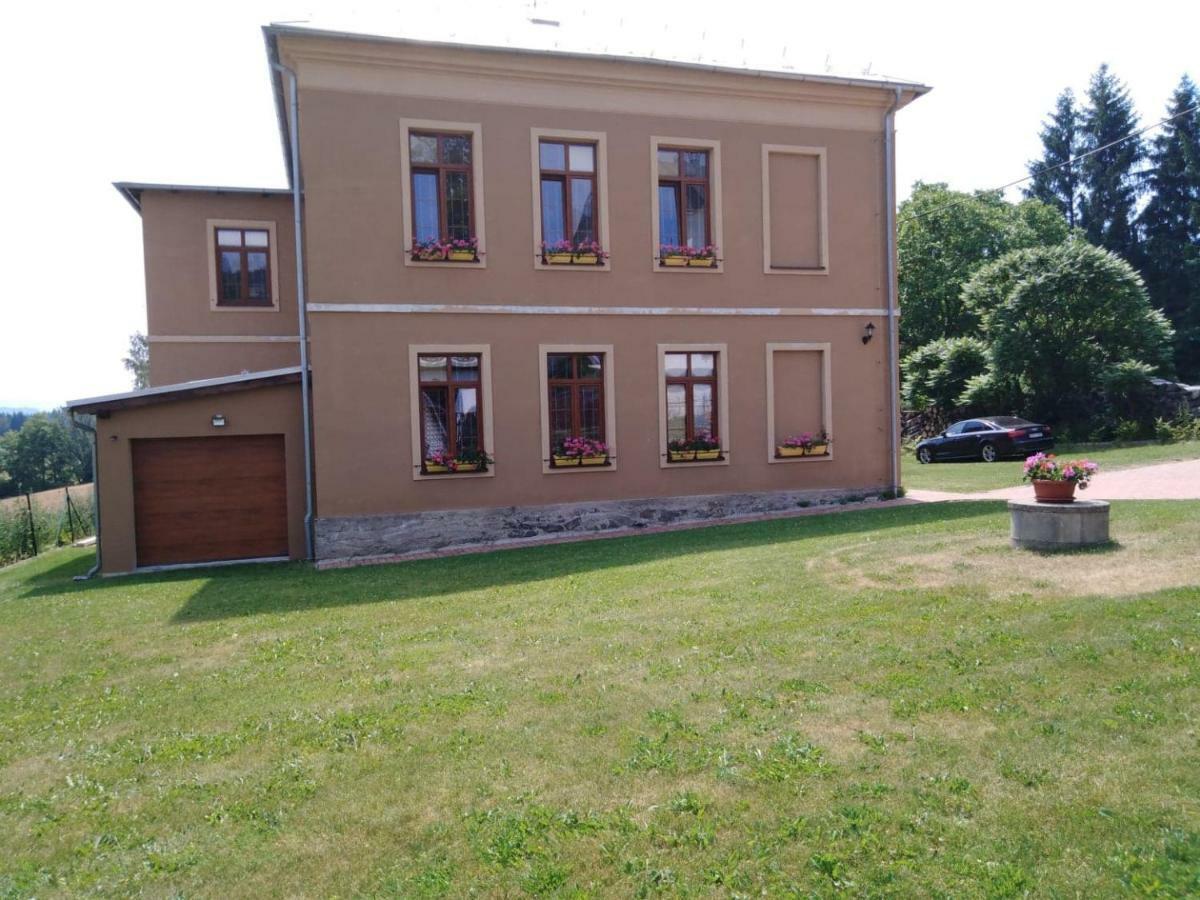 Pension Stara Skola Vysoke Zibridovice Exterior photo